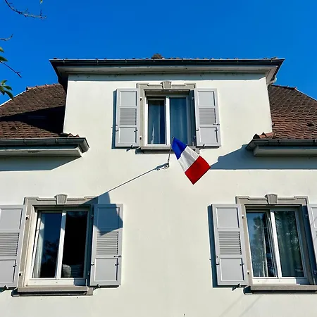 Πανσιόν Havre De Paix Superbe 70m2 Au Calme, Proche Du Parlement Europeen 4*