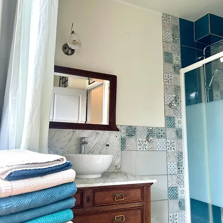 Havre De Paix Superbe 70m2 Au Calme, Proche Du Parlement Europeen Guest house